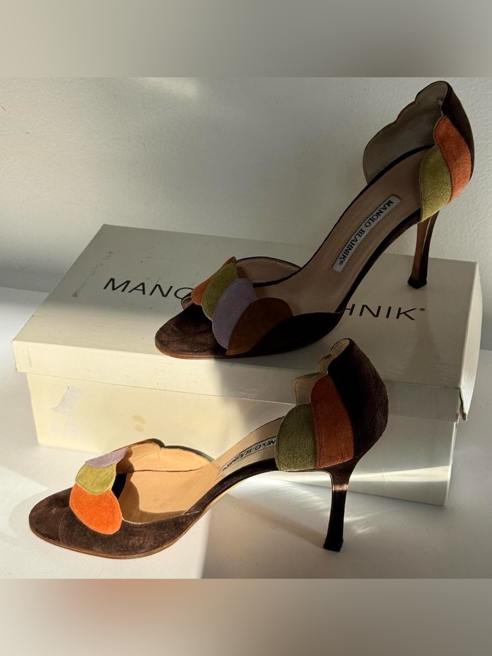 Manolo Blahnik Brown Multicolor Suede Scallop Heel